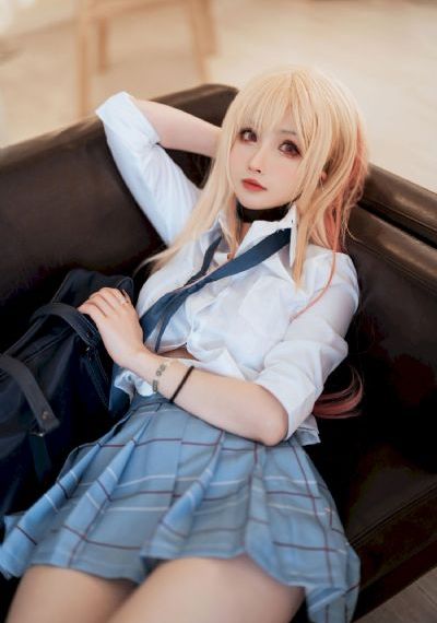 操白丝美女_蓝光动漫免费观看