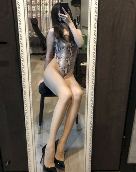 与亲女乱之欧阳兰合集_HD在线手机播放