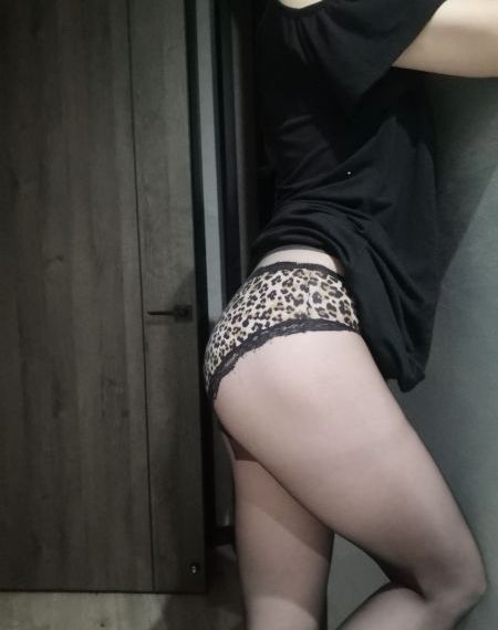 新婚h高潮嗯啊娇喘抽搐np_在线电影观看