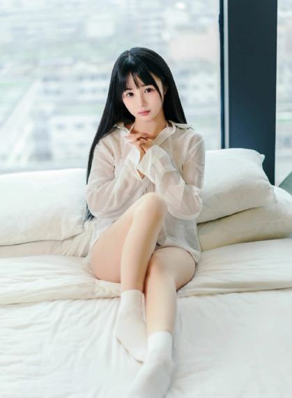 内裤之穴_720HD在线观看