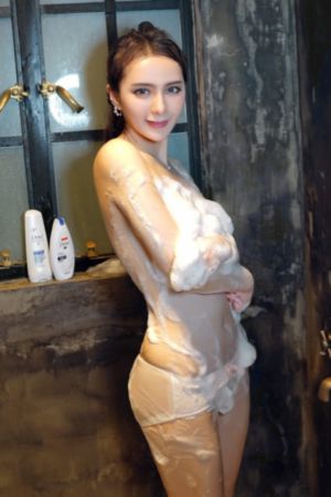 八尺大人在线_日韩成人在线