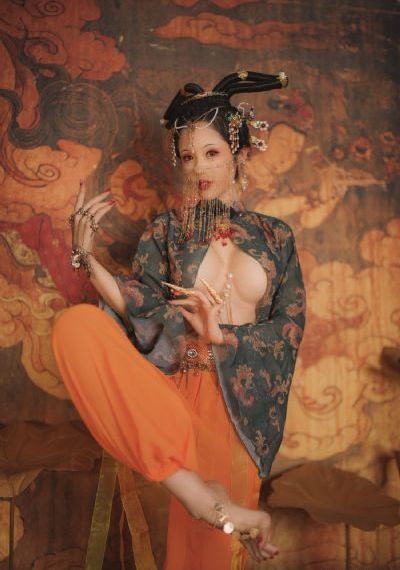 男人亲嘴脱内衣内裤视频_HD高清在线观看