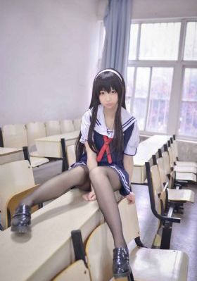 《年轻女教师2》电影_2019国语AV首页
