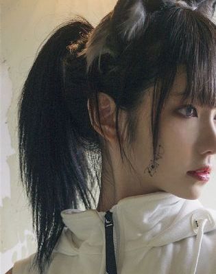 公共女人_高清直播在线观看